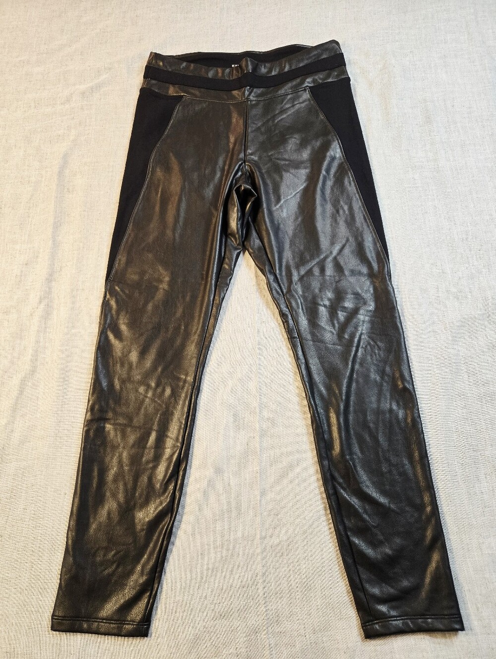 NWT Express Womens Medium Black Faux Leather Mixed Media Leggings